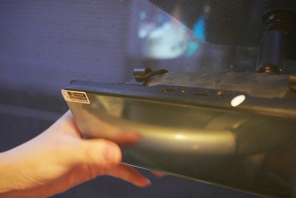 開箱文｜PAIPAI 拍拍 2K星光級WIFI+GPS雙鏡頭A550D流媒體OTA行車記錄器(贈64G專卡)12.png