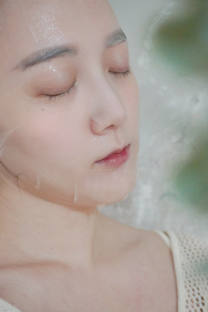 迎接秋冬前的美麗密碼《La Lumière 聚光透白導膜》亮白 X 保濕並行6.png 迎接秋冬前的美麗密碼《La Lumière 聚光透白導膜》亮白 X 保濕並行6.png