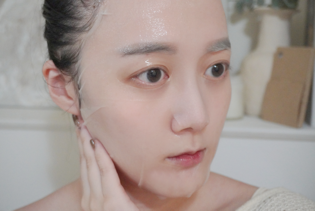 迎接秋冬前的美麗密碼《La Lumière 聚光透白導膜》亮白 X 保濕並行5.png 迎接秋冬前的美麗密碼《La Lumière 聚光透白導膜》亮白 X 保濕並行5.png