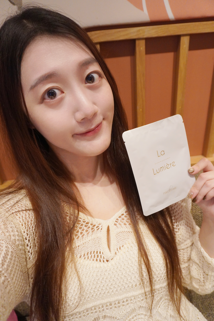 迎接秋冬前的美麗密碼《La Lumière 聚光透白導膜》亮白 X 保濕並行3.png 迎接秋冬前的美麗密碼《La Lumière 聚光透白導膜》亮白 X 保濕並行3.png
