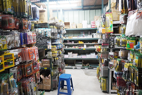 生活百貨批發工廠划算去哪裡找?新北汐止五花八門生活百貨批發倉庫,琳瑯滿目標價再7折.附設停車場49.png 生活百貨批發工廠划算去哪裡找?新北汐止五花八門生活百貨批發倉庫,琳瑯滿目標價再7折.附設停車場49.png