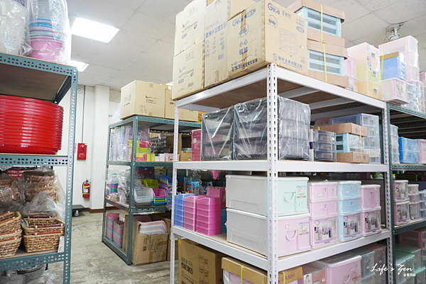 生活百貨批發工廠划算去哪裡找?新北汐止五花八門生活百貨批發倉庫,琳瑯滿目標價再7折.附設停車場26.png 生活百貨批發工廠划算去哪裡找?新北汐止五花八門生活百貨批發倉庫,琳瑯滿目標價再7折.附設停車場26.png