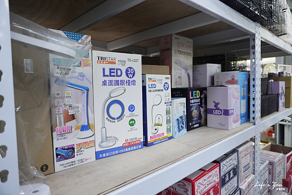 生活百貨批發工廠划算去哪裡找?新北汐止五花八門生活百貨批發倉庫,琳瑯滿目標價再7折.附設停車場66.png 生活百貨批發工廠划算去哪裡找?新北汐止五花八門生活百貨批發倉庫,琳瑯滿目標價再7折.附設停車場66.png