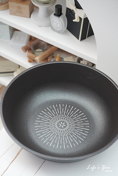 開箱｜韓國Kassel 鑽石超導熱不沾輕炒鍋28cm｜美味料理燉牛肉分享10.png