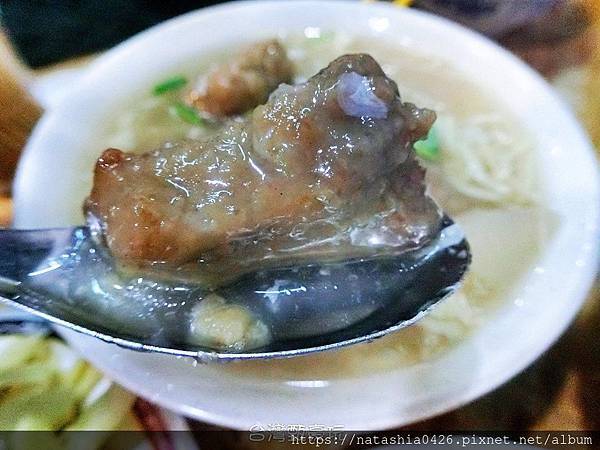 |台灣·基隆|老牌紅燒排骨羹·傳承第三代的四十幾年老店·老滋味永流傳