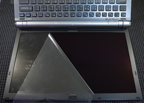 VAIO Z26-3.JPG