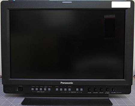 Panasonic BT-LH1710PX-1.JPG