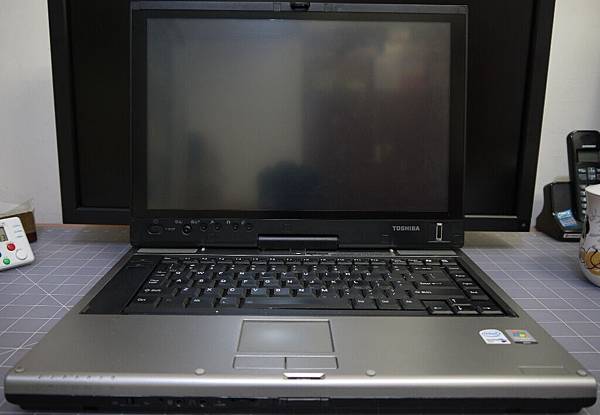 Toshiba M7-2.JPG