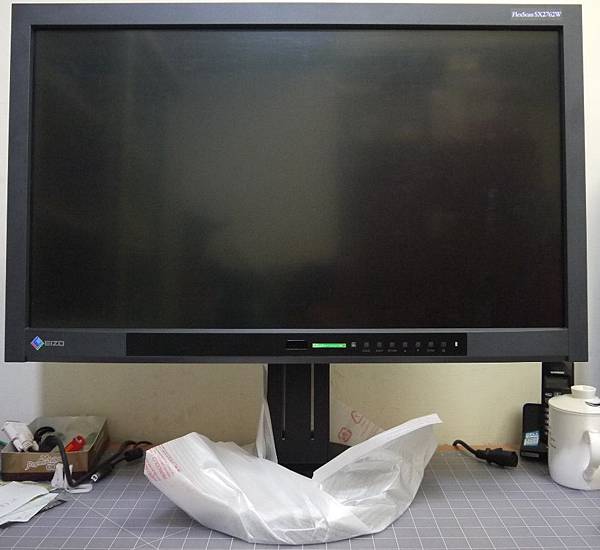 EIZO 2762W-1