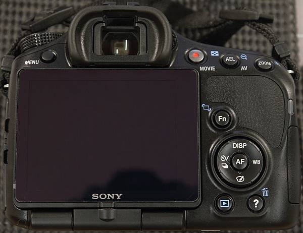 SONY A57-2