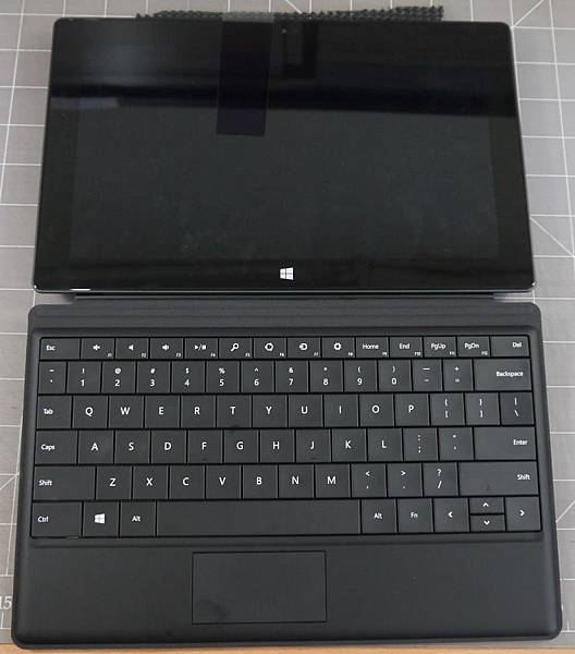 Microsoft Surface for Windows 8 Pro-4