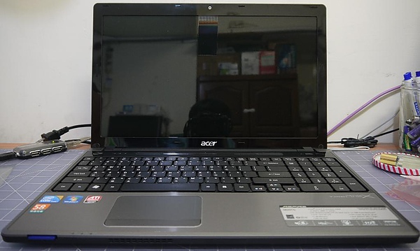 Acer 5820TG-6.JPG