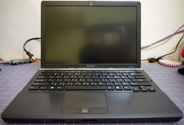 VAIO SR16-8.JPG