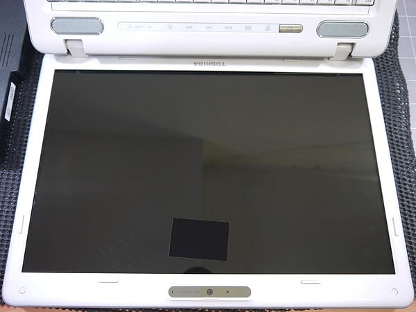 Toshiba M900-1.JPG