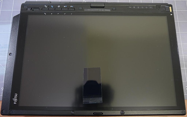 Fujitsu P2020-1.JPG