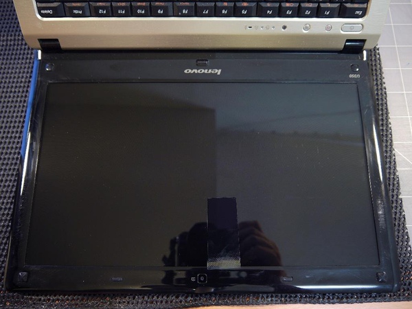 Lenovo U350-1.JPG