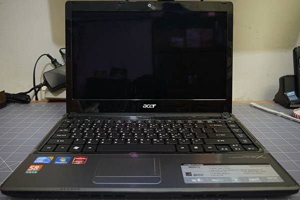 Acer 3820TG-26.JPG