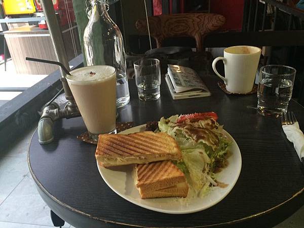 11659253_1011332522210365_3955314422289337610_n