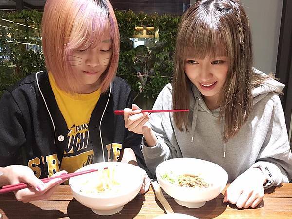 17499518_1495999743743638_7721205709428564660_n.jpg 17499518_1495999743743638_7721205709428564660_n.jpg