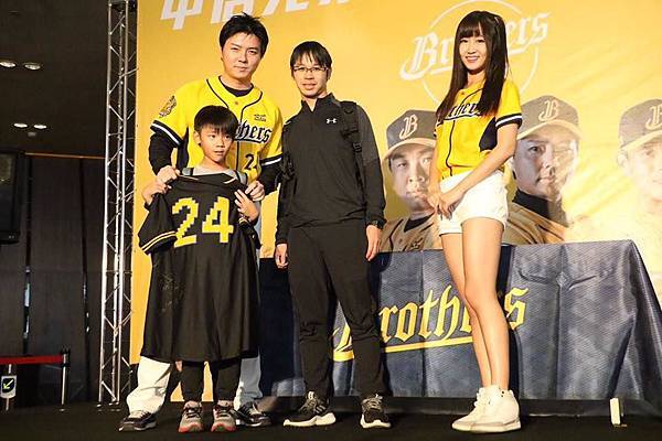 26047043_1557409787674248_6499775524812330778_n.jpg 26047043_1557409787674248_6499775524812330778_n.jpg