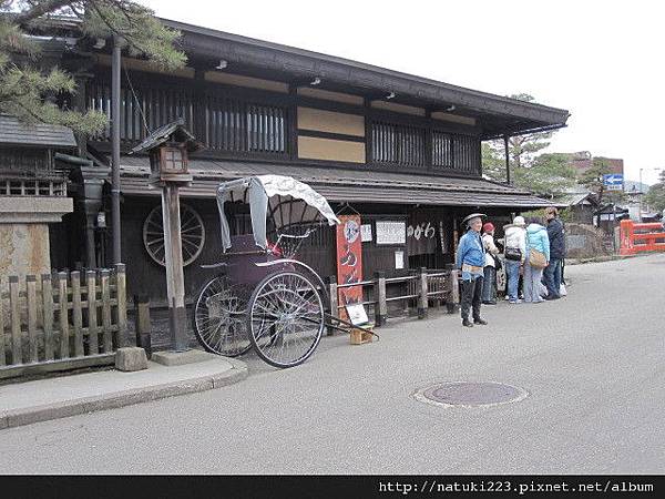 介紹高山地區的人力車小姐