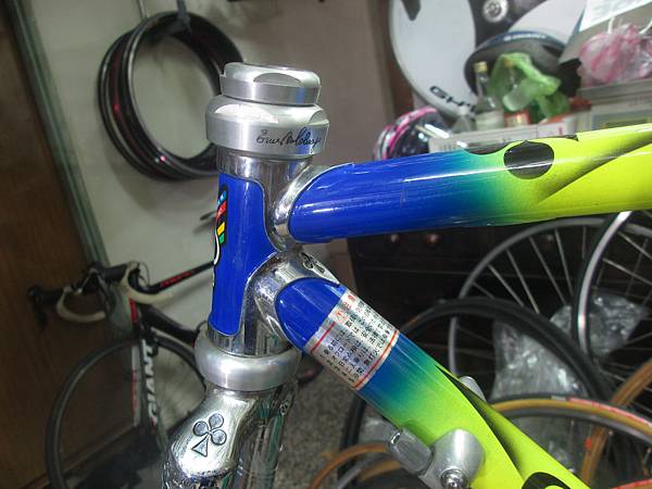 COLNAGO 車架校正-12.JPG COLNAGO 車架校正-12.JPG