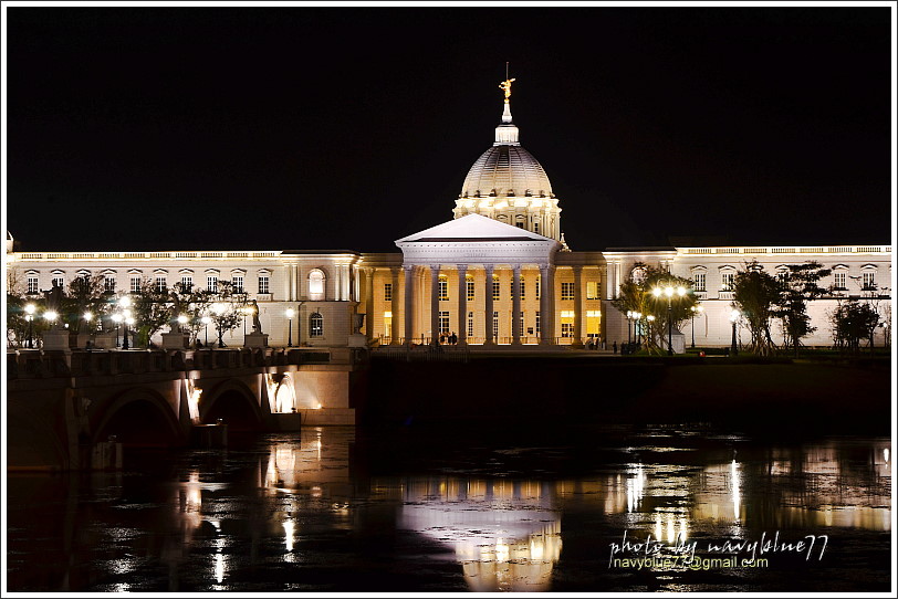 奇美博物館夜景12.JPG