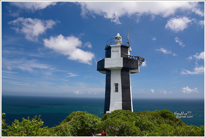 基隆 基隆嶼上的燈塔不叫基隆嶼燈塔 登基隆嶼 探燈塔 賞無敵海景 當白雲飄進藍天 痞客邦