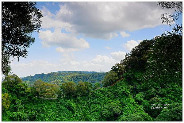 跟著寶寶遊八卦山 (16).JPG