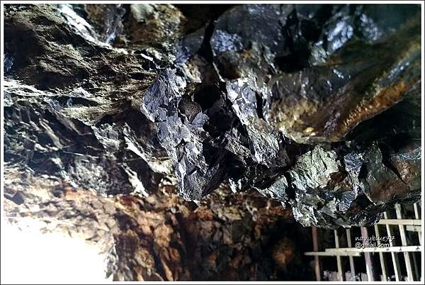新北 走進金瓜石的任意門 下篇 勸濟堂 哈巴狗岩 復興山 黄金三洞 牛伏礦體 無耳茶壺山o形part2 當白雲飄進藍天