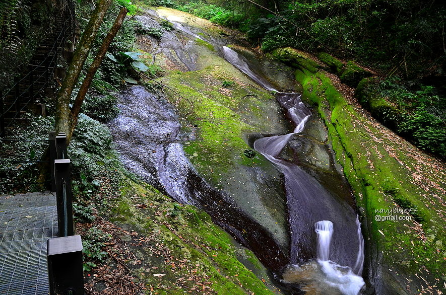 石壁遊龍湖-兩OO步道 (1).JPG