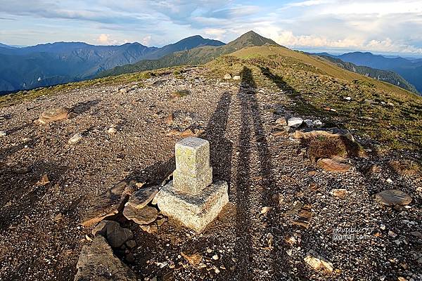 嘉明湖三叉山 (23).jpg