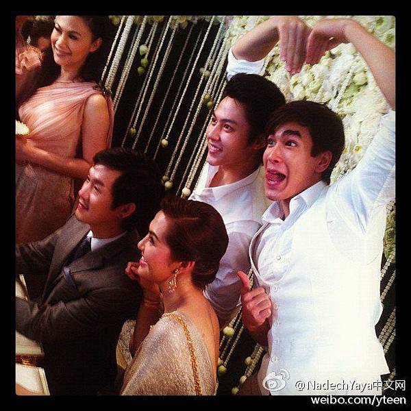 Nadech和好兄弟Mark一起為Ja姐送上祝福