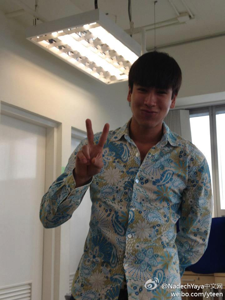 Nadech2012-07-05早上即將上今晨故事節目宣傳愛土之爭