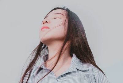 肌膚亮白 肌膚亮白