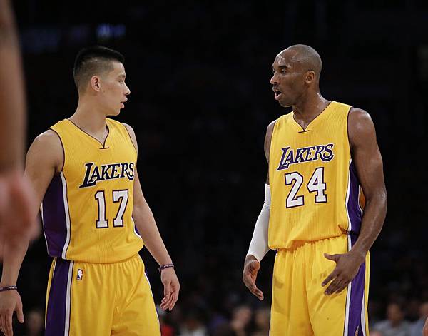 NBA即時比分 湖人遭國王逆轉吞3連敗 NBA即時比分 湖人遭國王逆轉吞3連敗