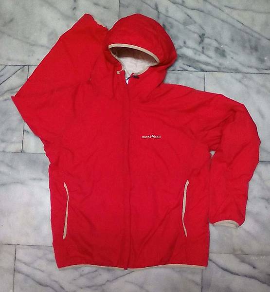日本買montbell 化纖外套 日本買montbell 化纖外套