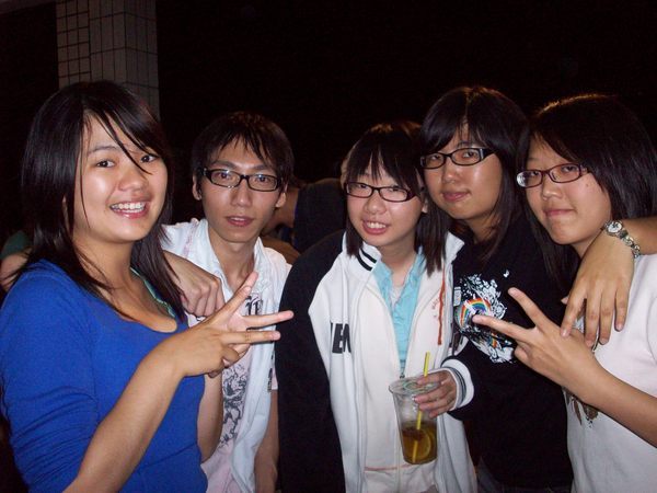 4人眾+大師