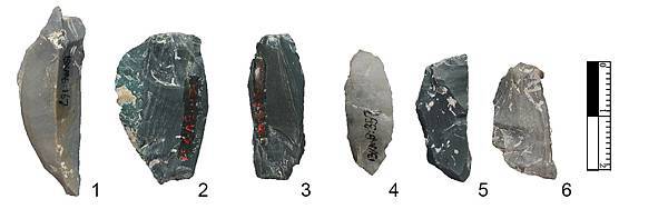 東亞北方4萬年前使用赭石的進步人類,可能是智人? 東亞北方4萬年前使用赭石的進步人類,可能是智人?