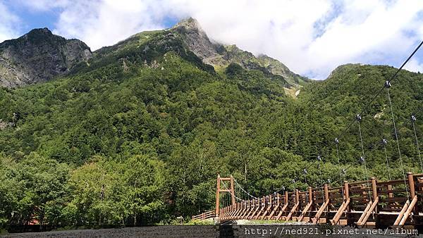 上高地-明神岳、明神橋.jpg