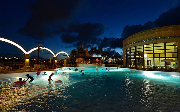 wavingpool_03 wavingpool_03