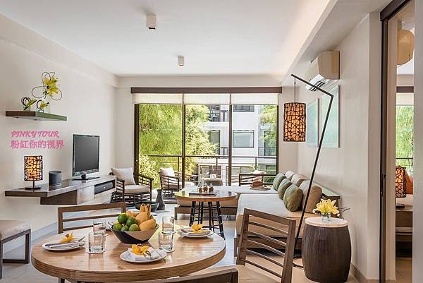 1-Bedroom-Suite_living-room.jpg 1-Bedroom-Suite_living-room.jpg