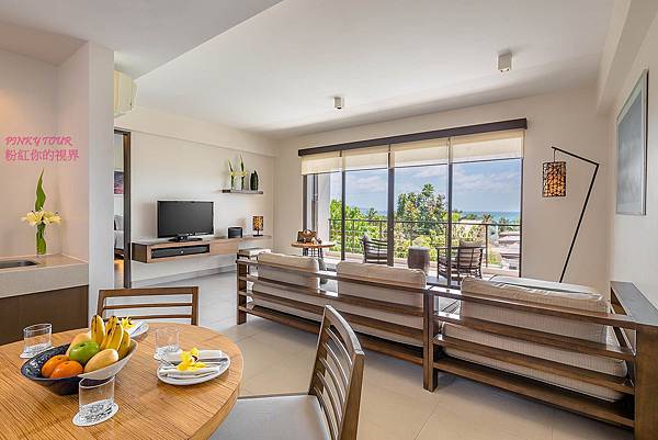 2-BR-Suite_living-room1.jpg 2-BR-Suite_living-room1.jpg