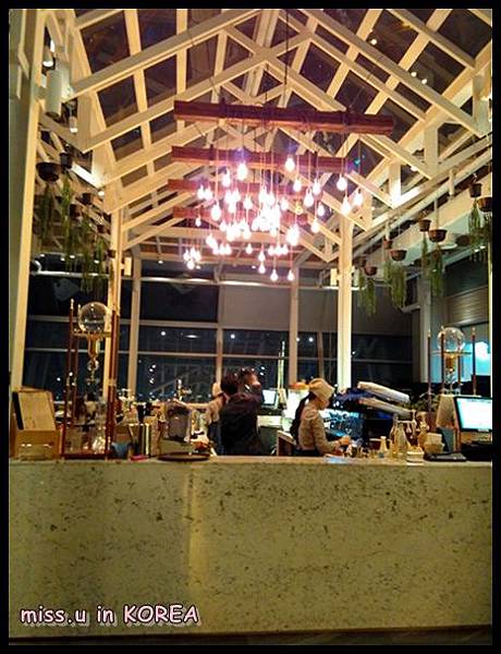 IMG_20170109_211834_HDR.jpg IMG_20170109_211834_HDR.jpg