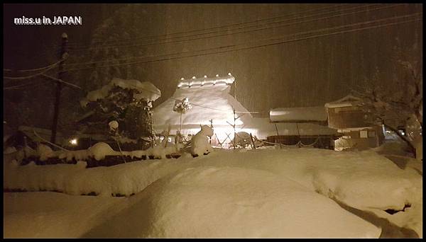 夜間美山合掌村