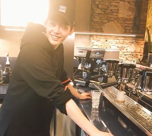 201801030922311398851_20180103092223_01_20180103092333924.jpg 201801030922311398851_20180103092223_01_20180103092333924.jpg