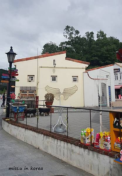 全羅南道光州包車旅遊置身歐洲的小王子度假村 Miss U 世界旅行 全羅南道光州包車旅遊置身歐洲的小王子度假村 Miss U 世界旅行