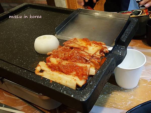 河南烤肉店 五花肉專賣店 新設洞店 河南烤肉店 五花肉專賣店 新設洞店