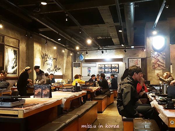 河南烤肉店 五花肉專賣店 新設洞店 河南烤肉店 五花肉專賣店 新設洞店