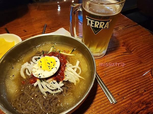 ♥韓國釜山旅遊♥西面消夜場-辣雞爪/冷麵 조선칼국수 朝鮮刀